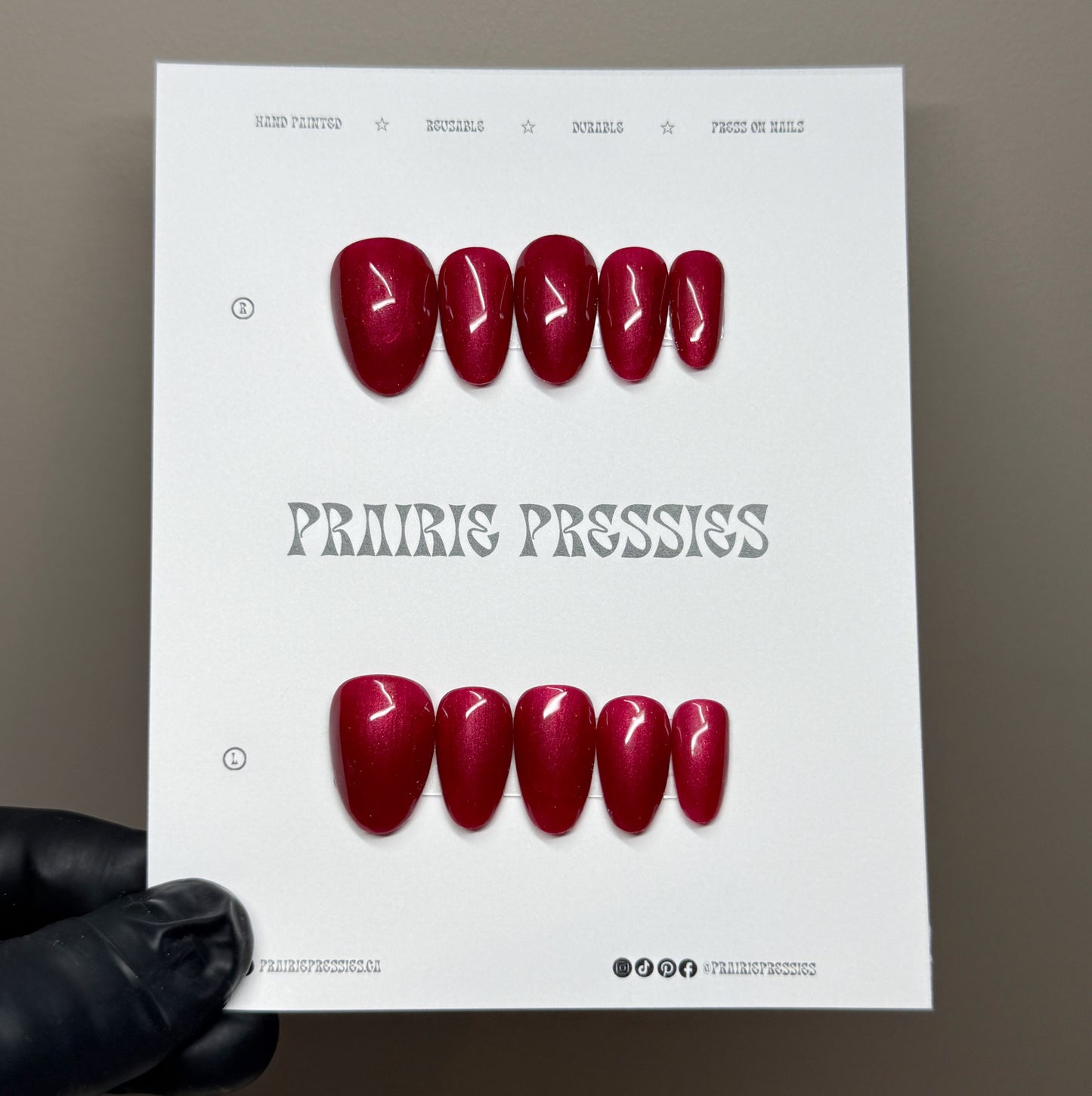 (RTW) SOFT RED GLITTER (M)