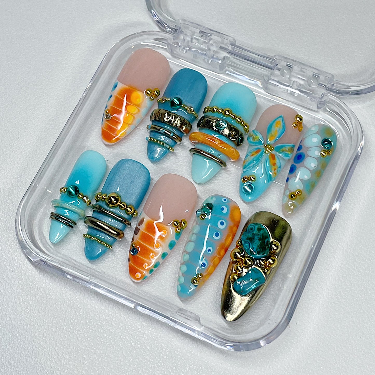 TURQUOISE LEOPARD