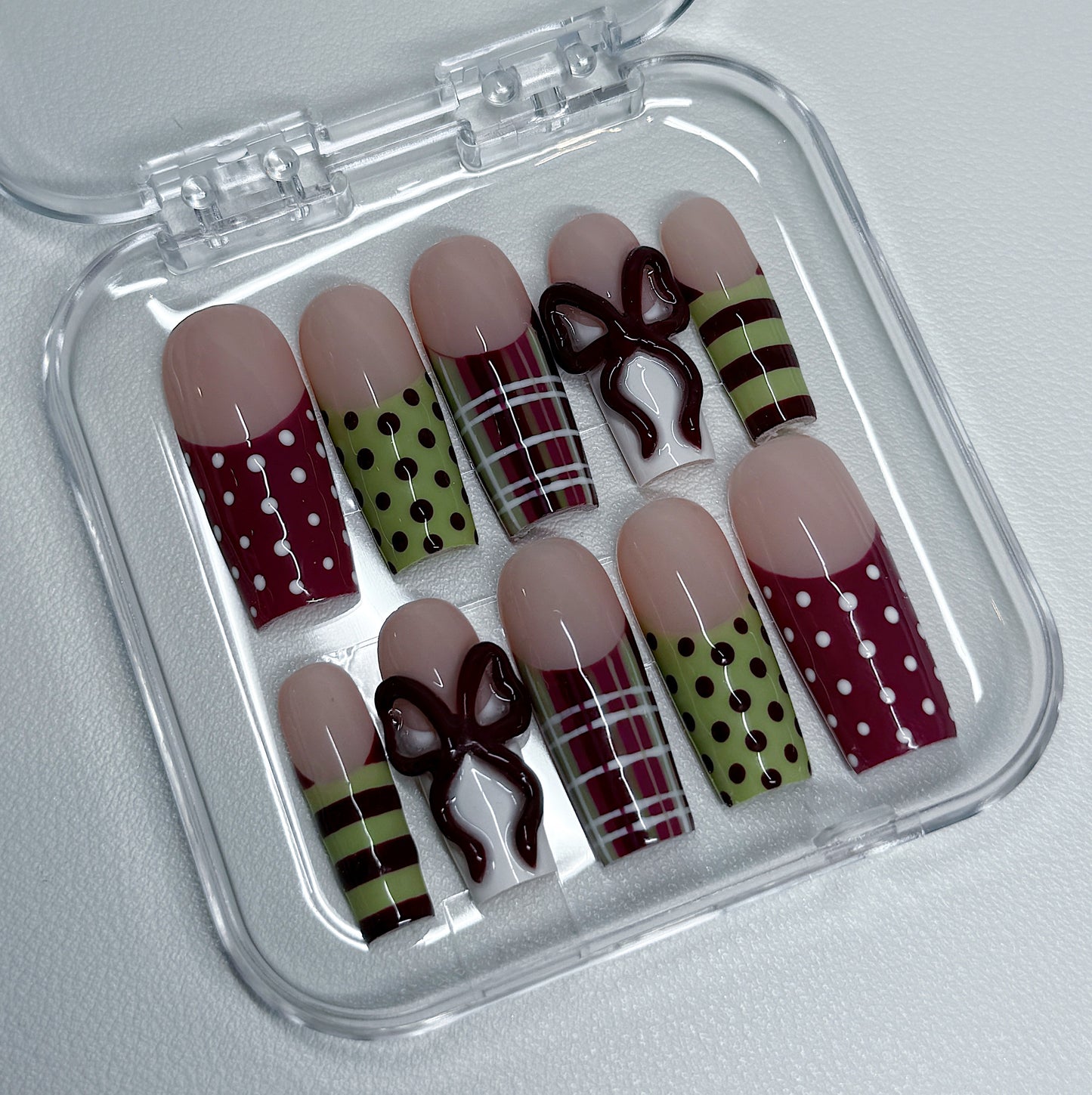 THIS & THAT CHRISTMAS