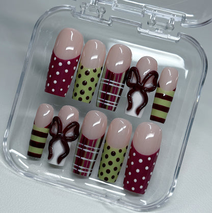 THIS & THAT CHRISTMAS