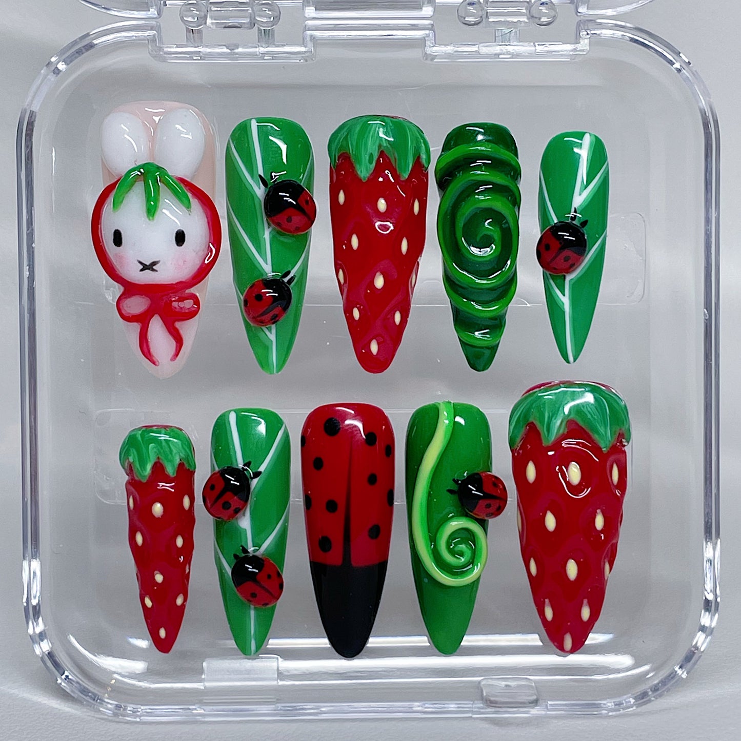 STRAWBERRY MIFFY