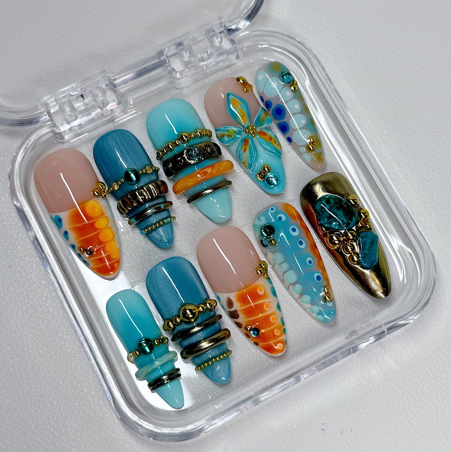 TURQUOISE LEOPARD