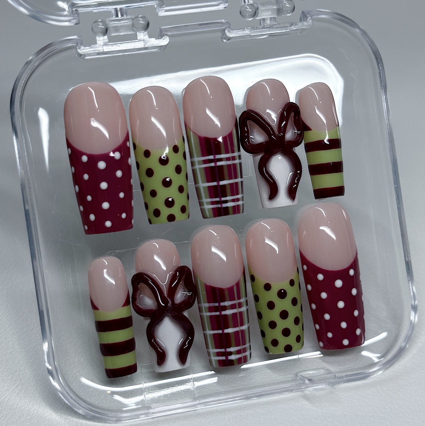 THIS & THAT CHRISTMAS