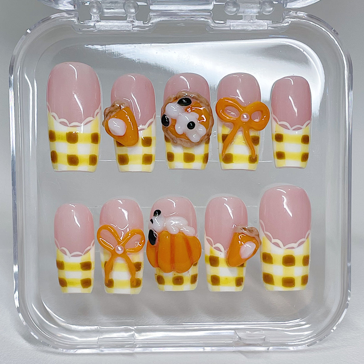 SNOOPY’S PUMPKIN PATCH