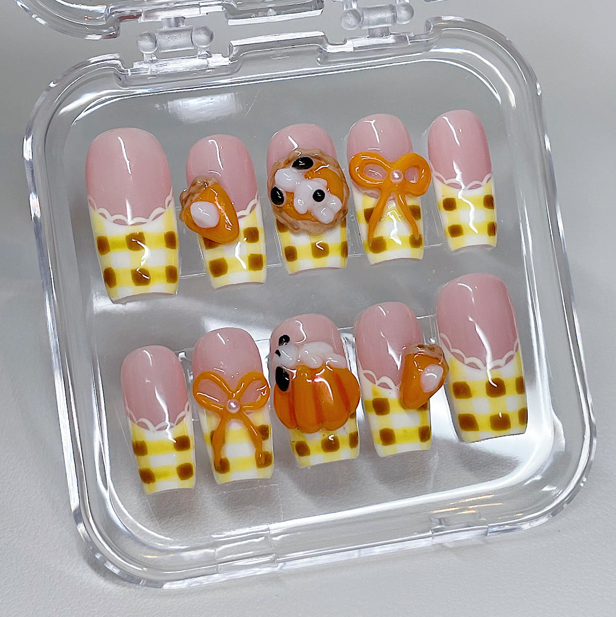 SNOOPY’S PUMPKIN PATCH